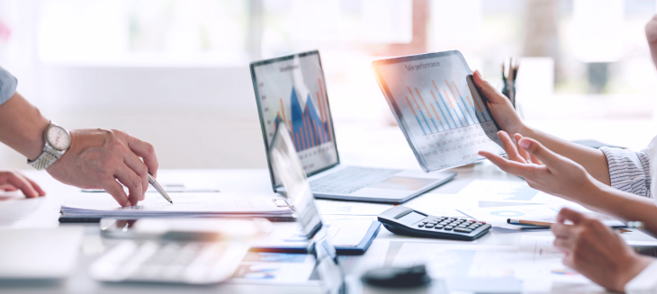 The Benefits of Using a CRM in E-commerce Explored